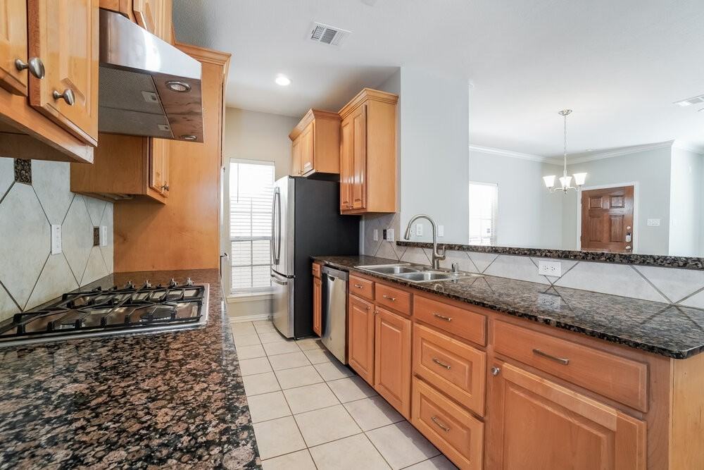 7118 Turtle Lagoon Row - Photo 7 of 17