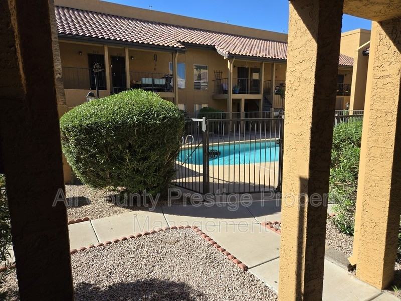 1831 West Mulberry Drive #137 - Photo 2 of 18