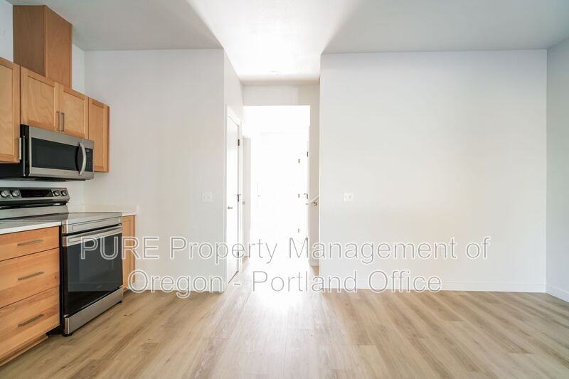 5878 N Harvard St - Photo 6 of 30