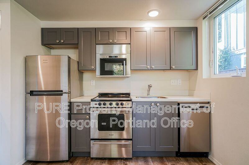 5263 N Harvard St - Photo 4 of 28