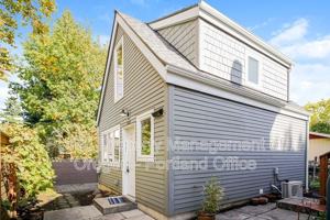 featured image of 5263 N Harvard St