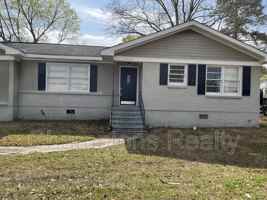 featured image of 3614 Vivian Ln