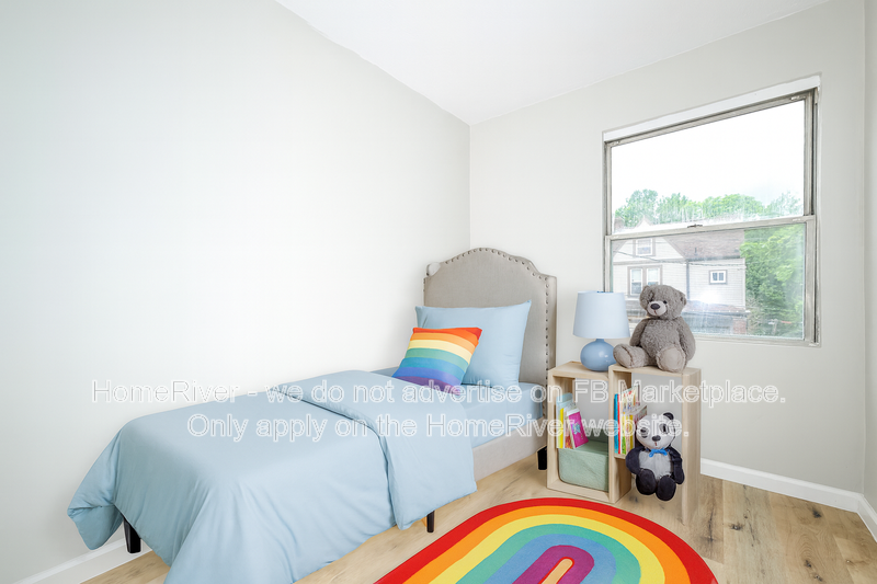 742 Mclain St - Photo 6 of 23