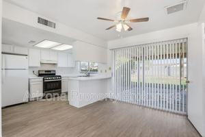 featured image of 1636 W Wescott Dr