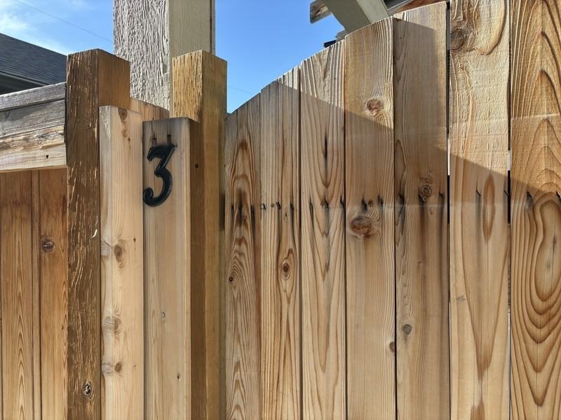 1015 Stockwell Ave #3 - Photo 2 of 23