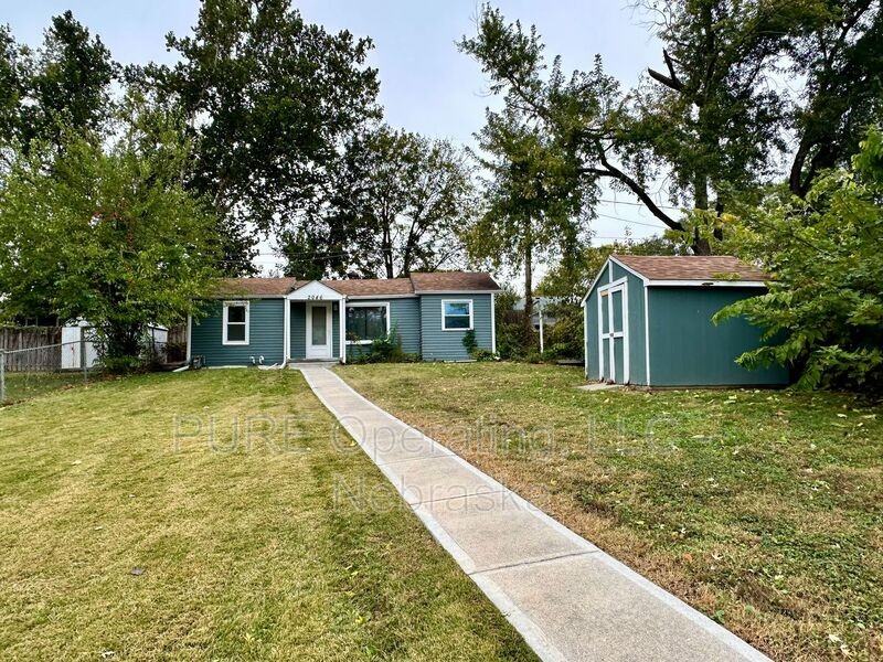 2046 N 69th St - Photo 2 of 17