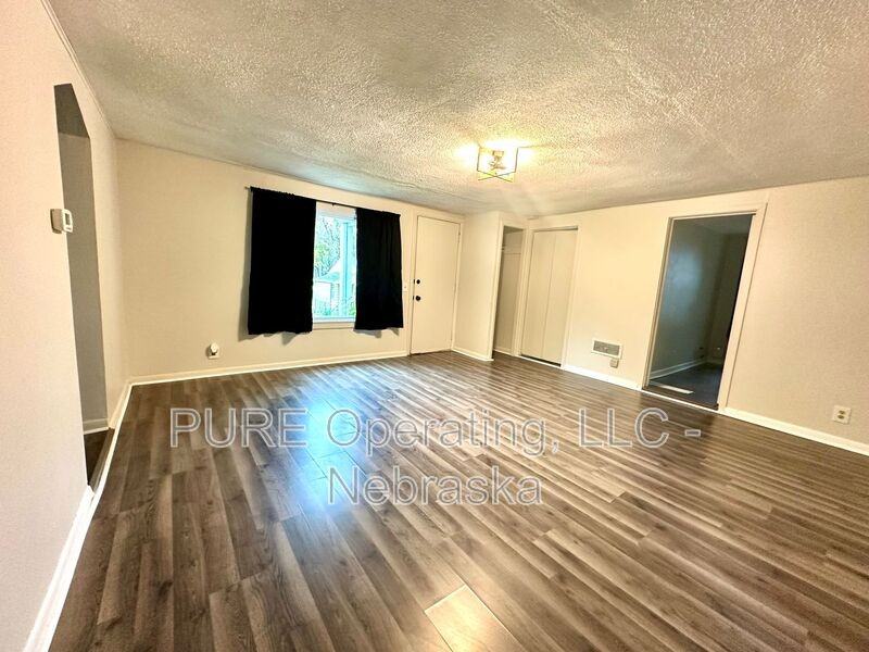 2046 N 69th St - Photo 4 of 17