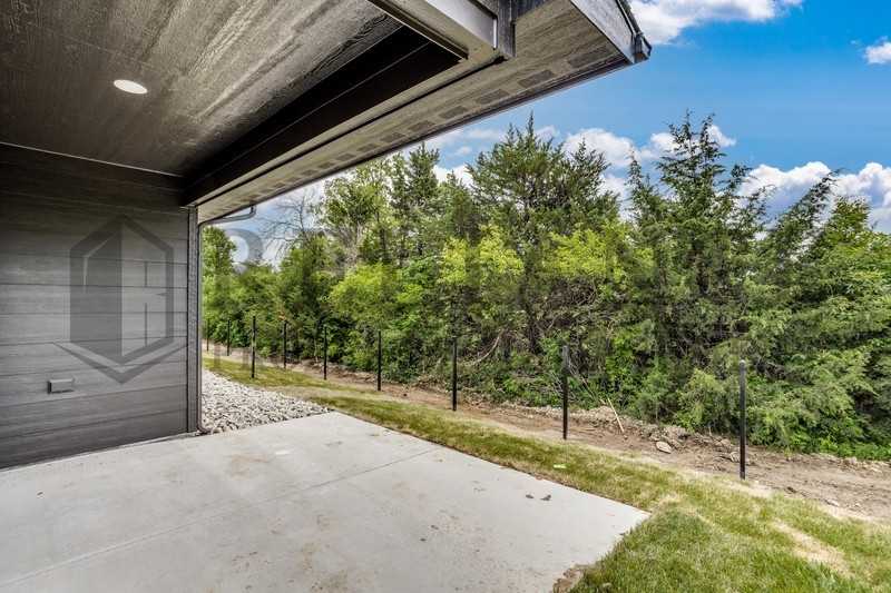 4936 N Vassar St - Photo 2 of 28