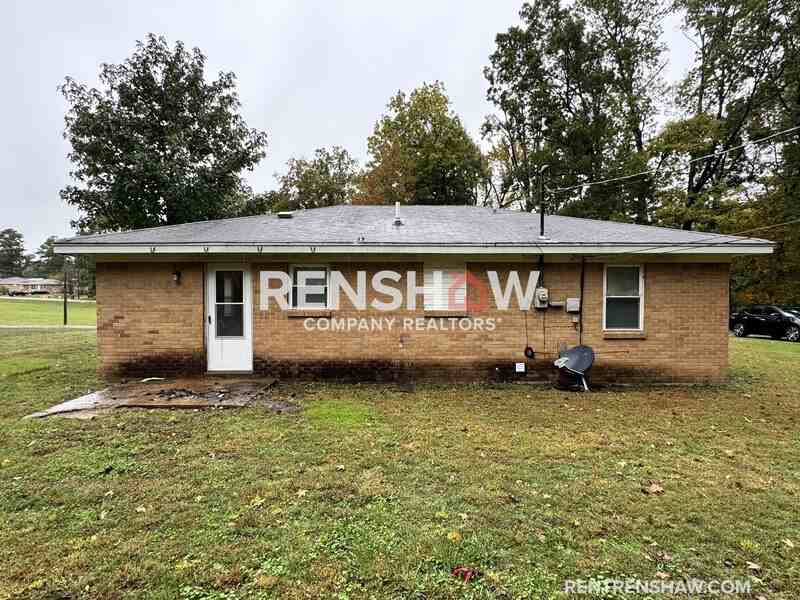 127 Navy Cir - Photo 2 of 14