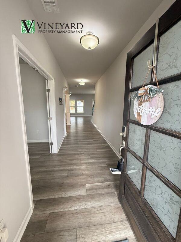 4610 Sandy Creek Dr - Photo 6 of 47