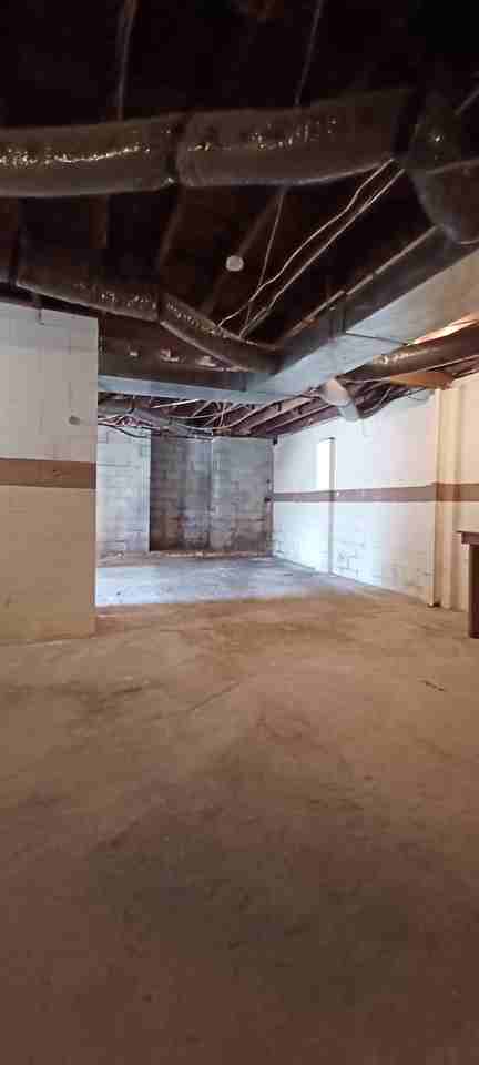 2102 S 39th St - Photo 7 of 18