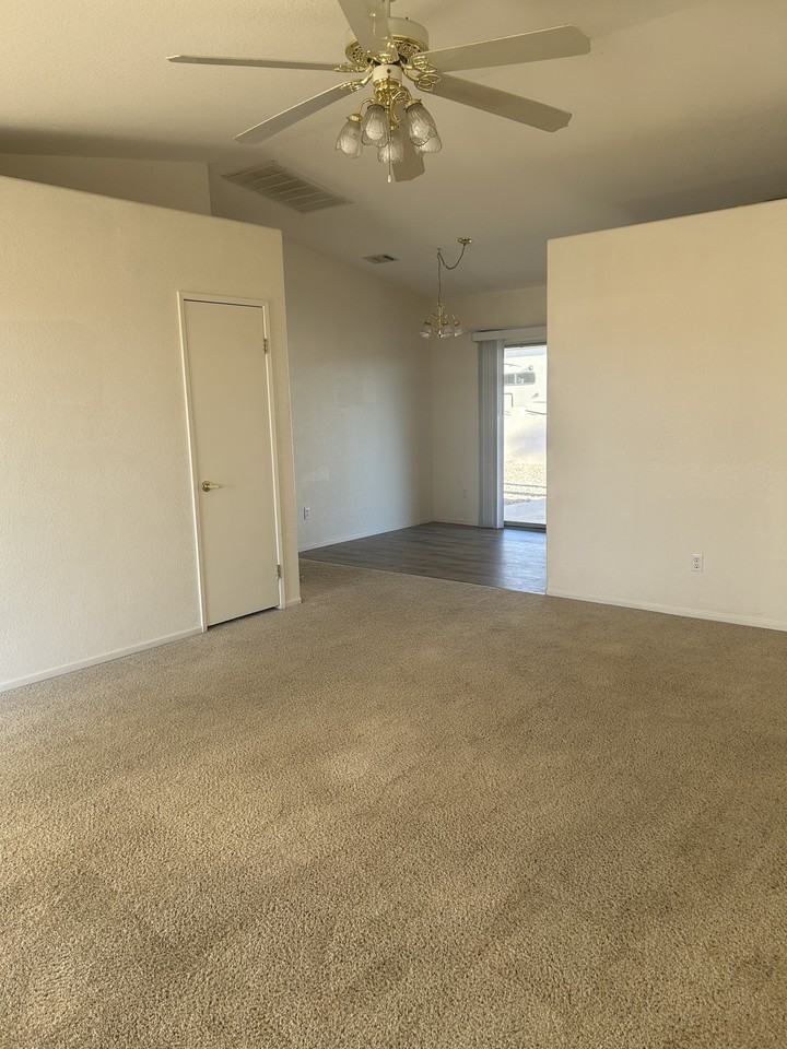 3720 Churchill Dr - Photo 4 of 16