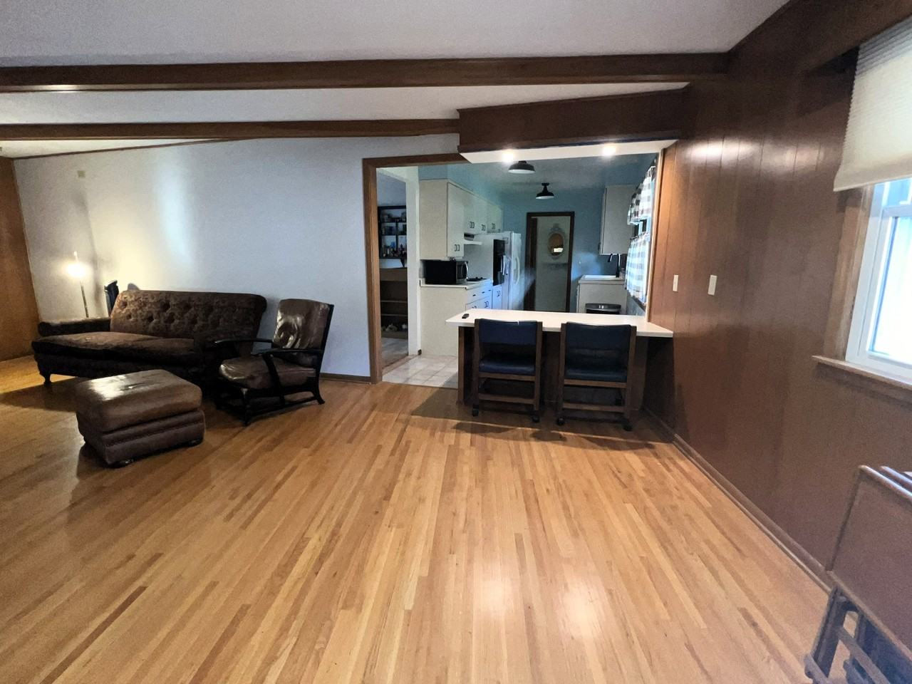 11516 Oakvale Road North - Photo 2 of 17