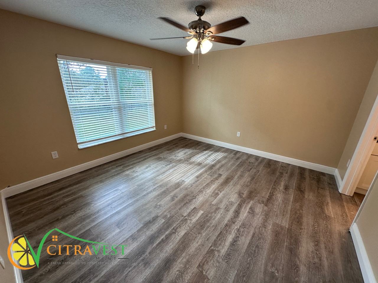 3330 W Fairbank Dr - Photo 5 of 14