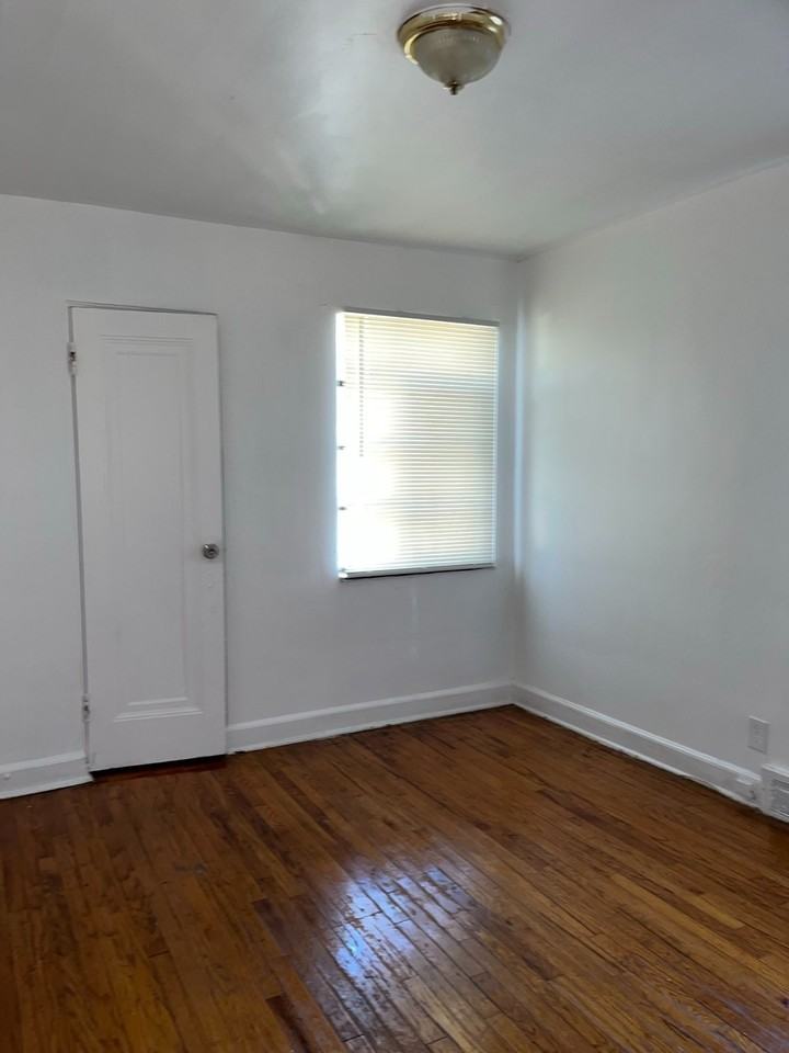 9311 Bedford Street - Photo 6 of 7