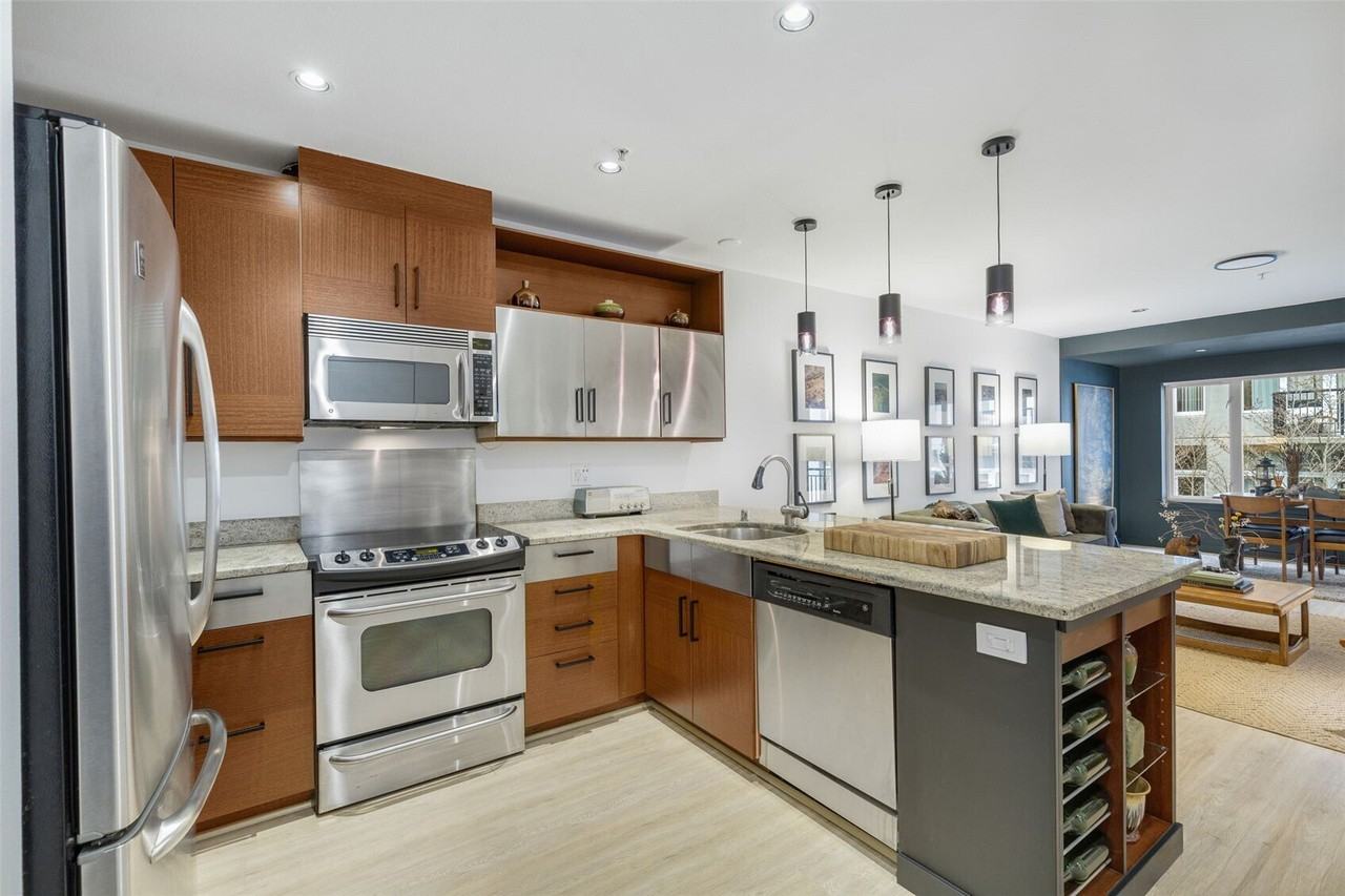 2717 Western Ave - Photo 2 of 14