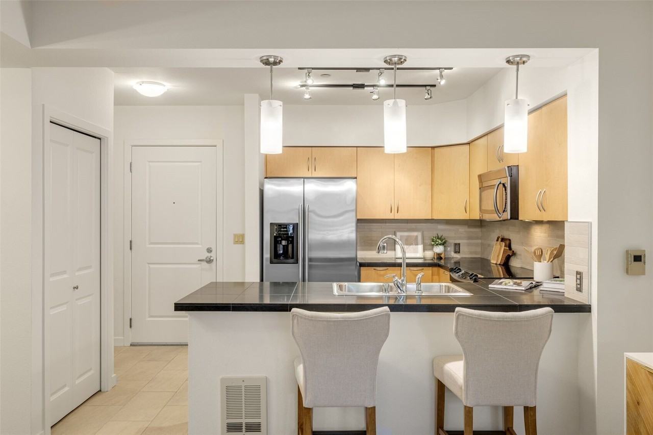 5450 Leary Ave Nw - Photo 3 of 13