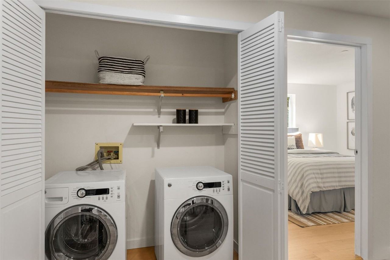 3022 Sw Bradford St - Photo 2 of 11