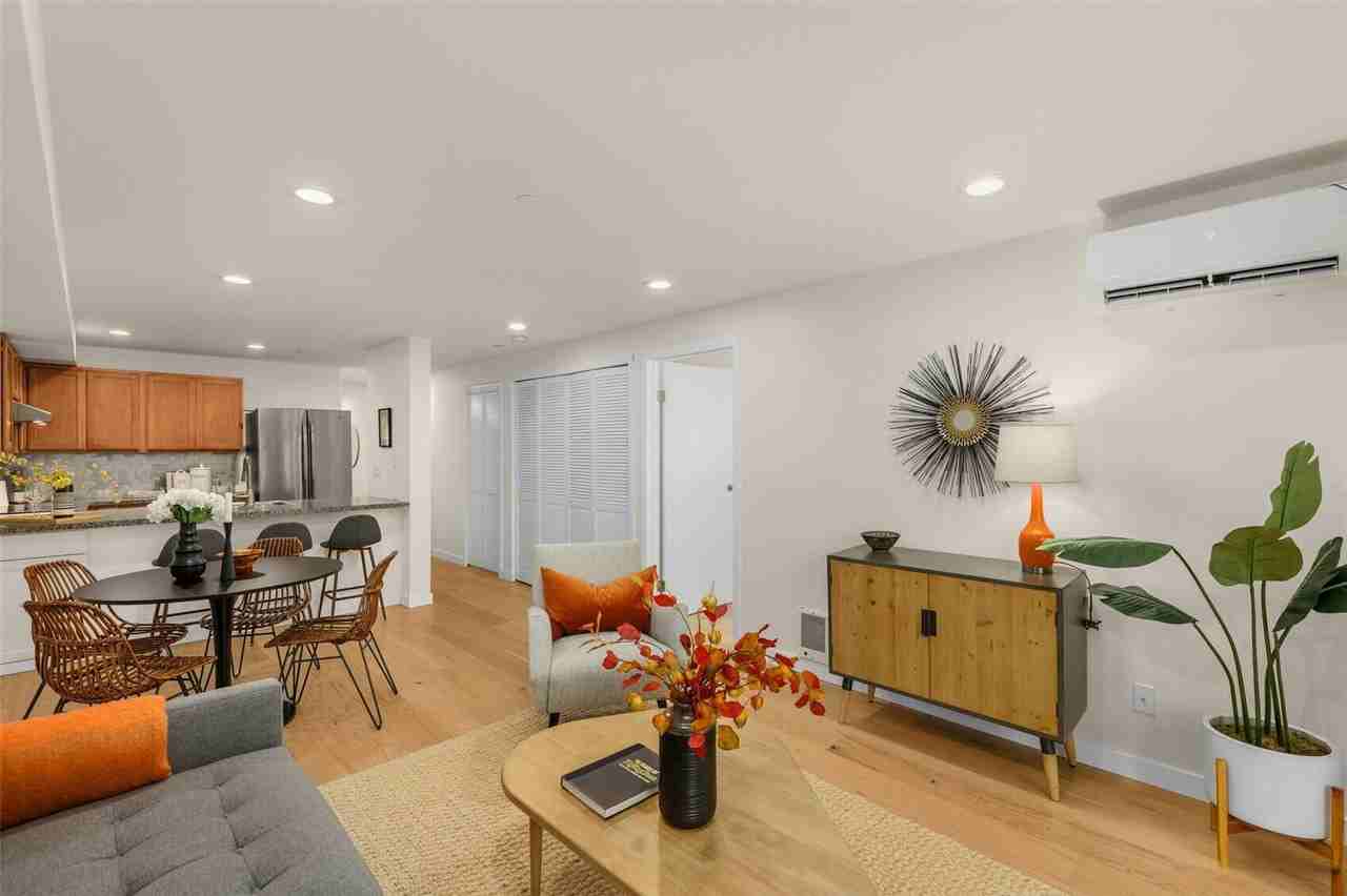 3022 Sw Bradford St - Photo 3 of 11