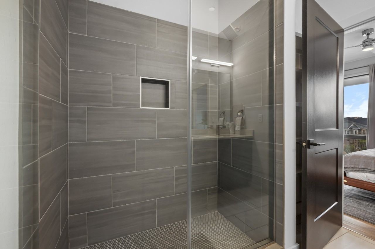 303 31St Ave N - Photo 3 of 12