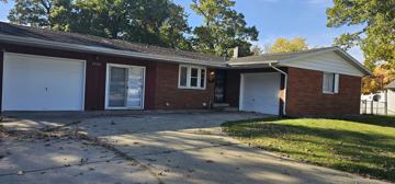 featured image of 1422 Woodcrest Dr