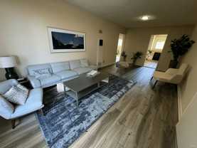 460 W Doran St #302 - Photo 1 of 1