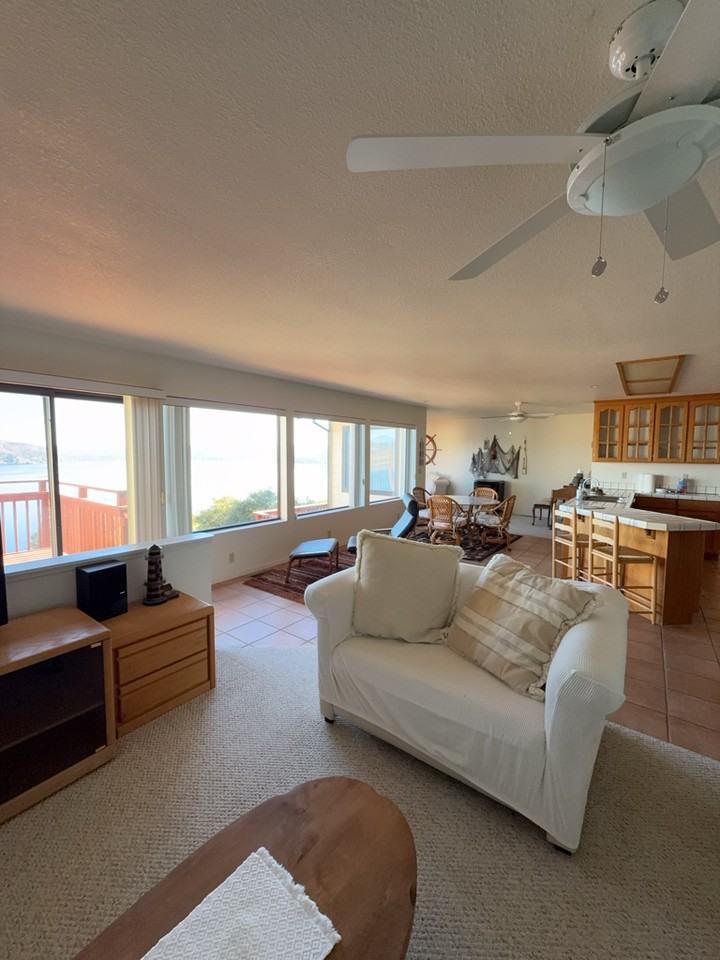 4816 Marina Drive - Photo 6 of 28