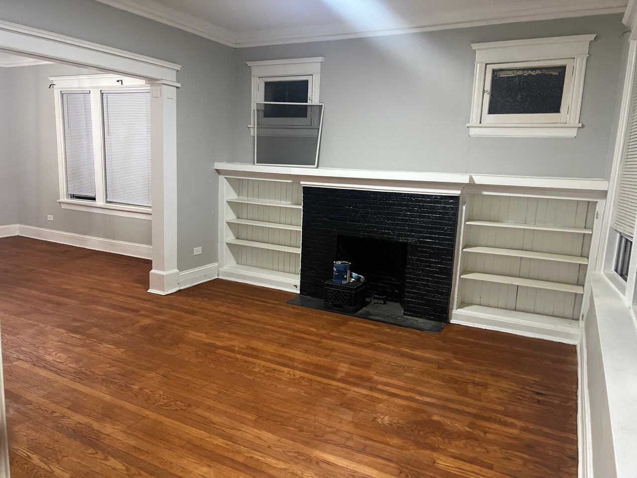 816 W 51st Pl #2 - Photo 3 of 8