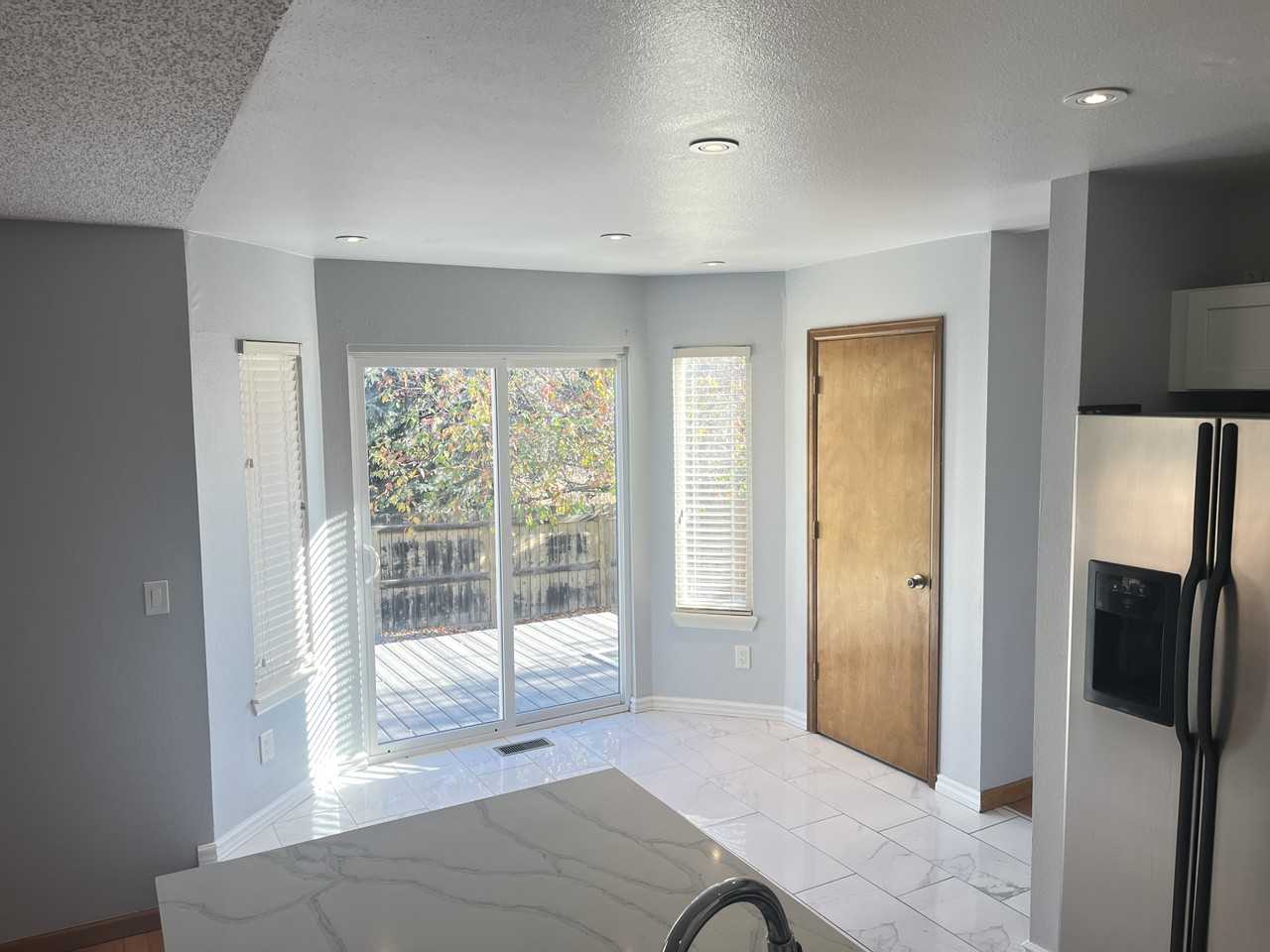 1435 Stoneham St - Photo 7 of 31