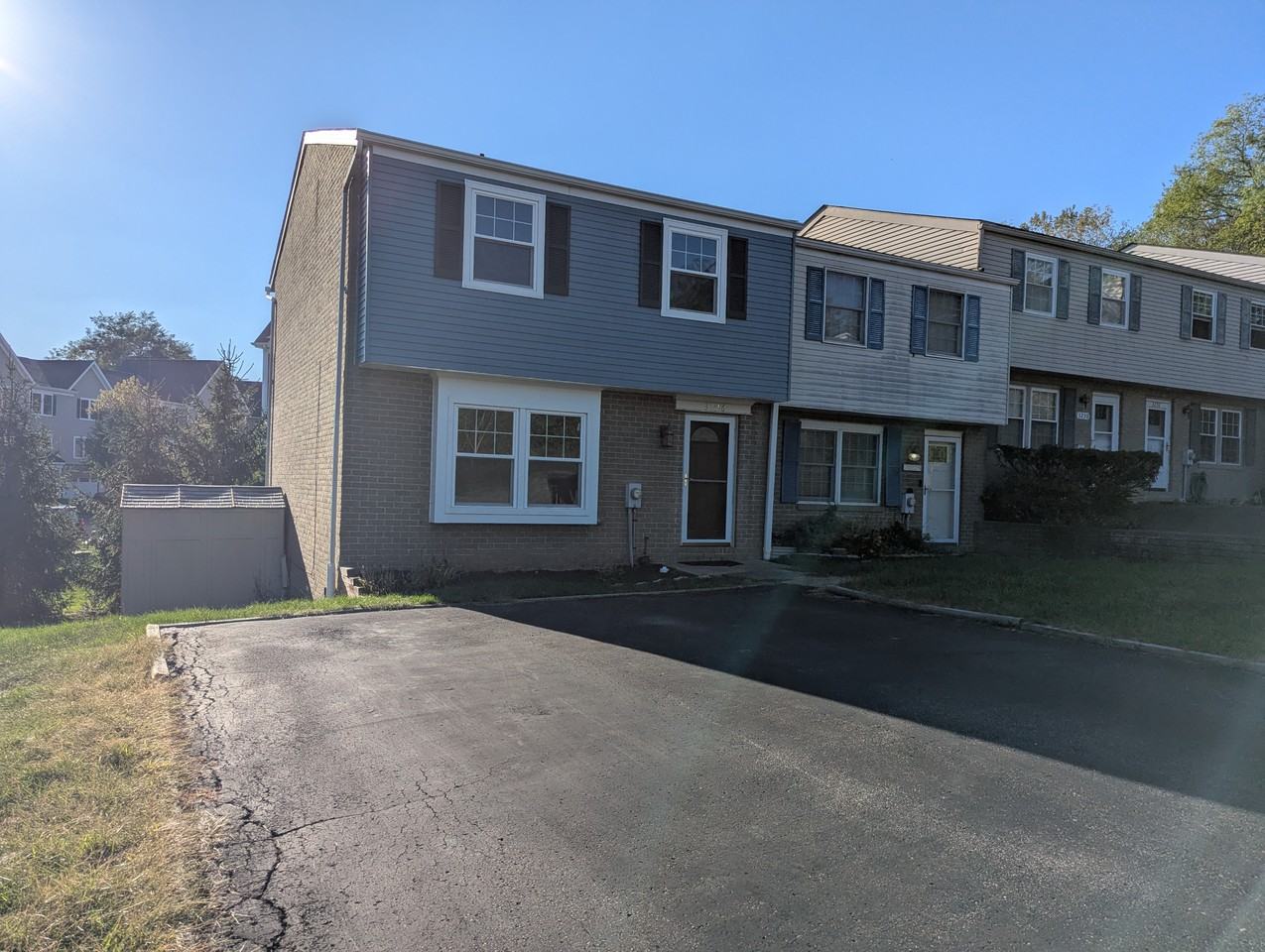 3226 Camberly Dr - Photo 2 of 31