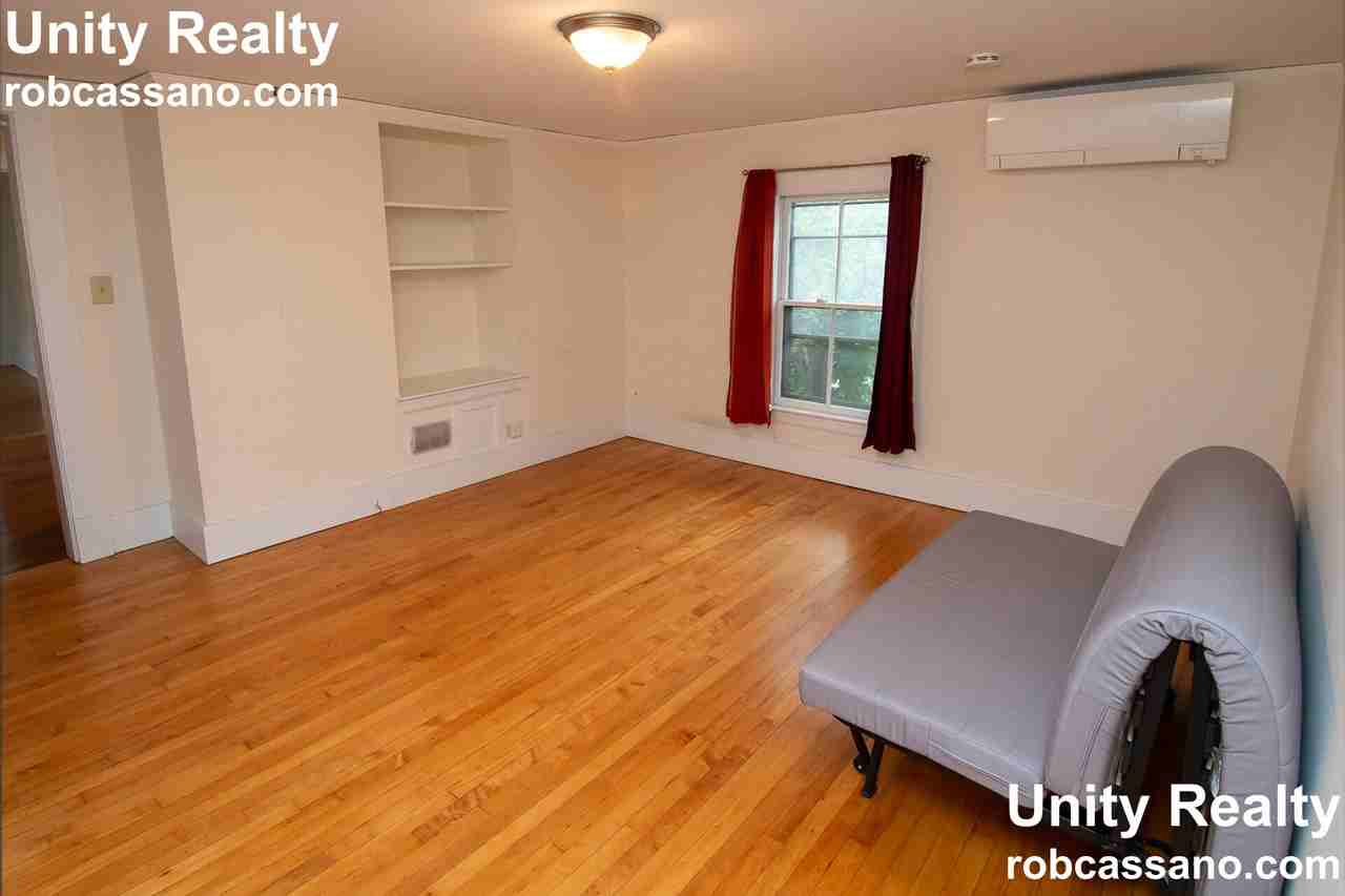 12 William St William St. #R - Photo 2 of 12