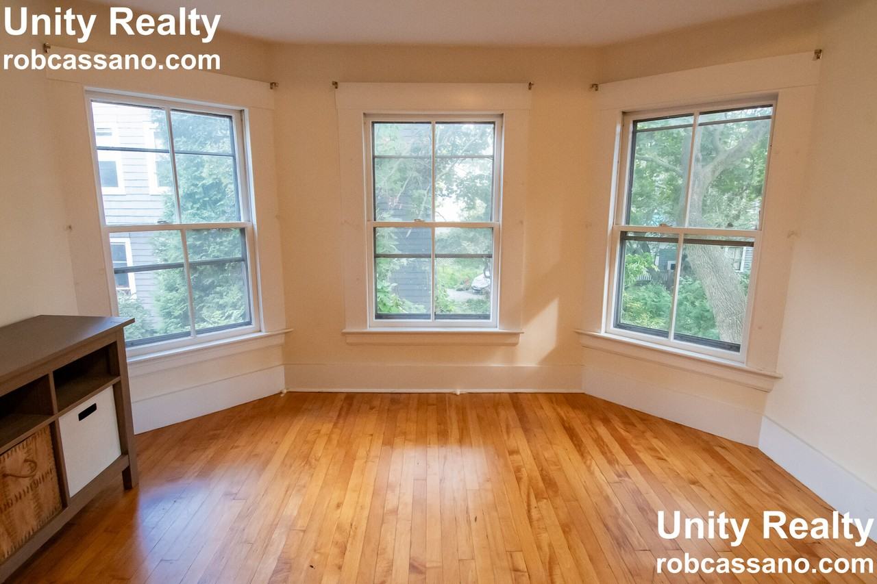 12 William St William St. #R - Photo 7 of 12