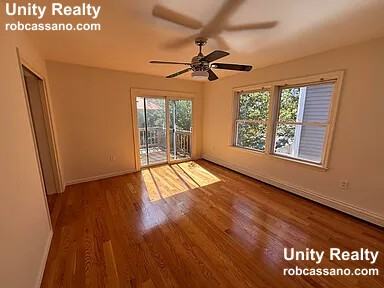 Irving St #2 - Photo 5 of 23