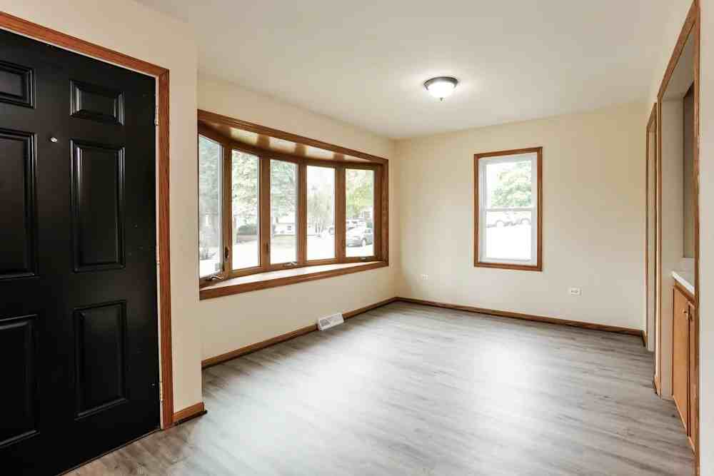 1101 Pine St #NA - Photo 2 of 12
