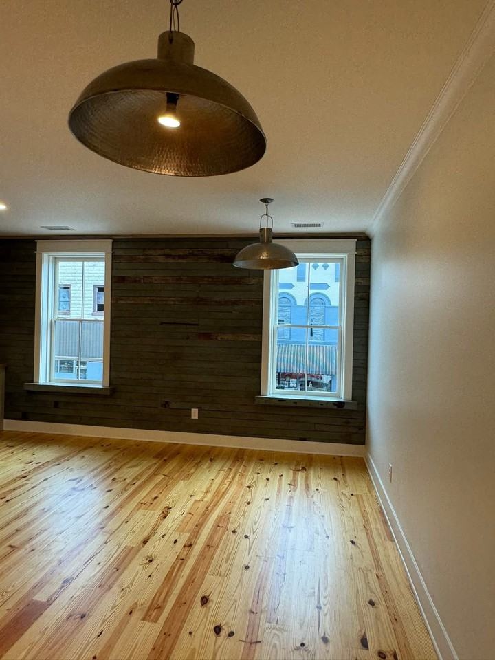 122 E Broad St #B - Photo 5 of 12