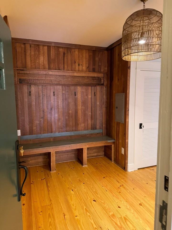 122 E Broad St #B - Photo 7 of 12