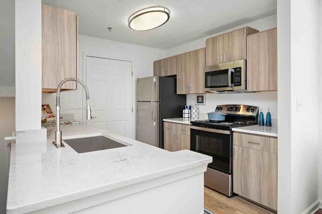 Woodbury Park at City Centre - Photo 5 of 46