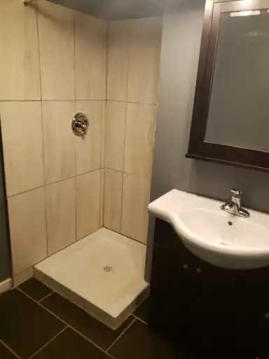 131 Tamarack Ave - Photo 3 of 6