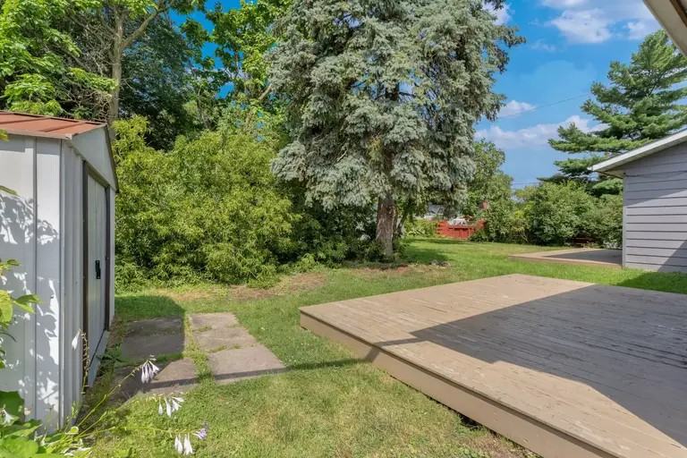 36 Day St - Photo 3 of 23