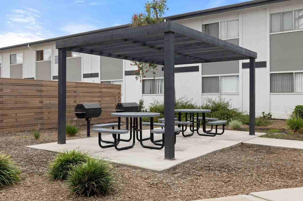 ALTA - Photo 3 of 18