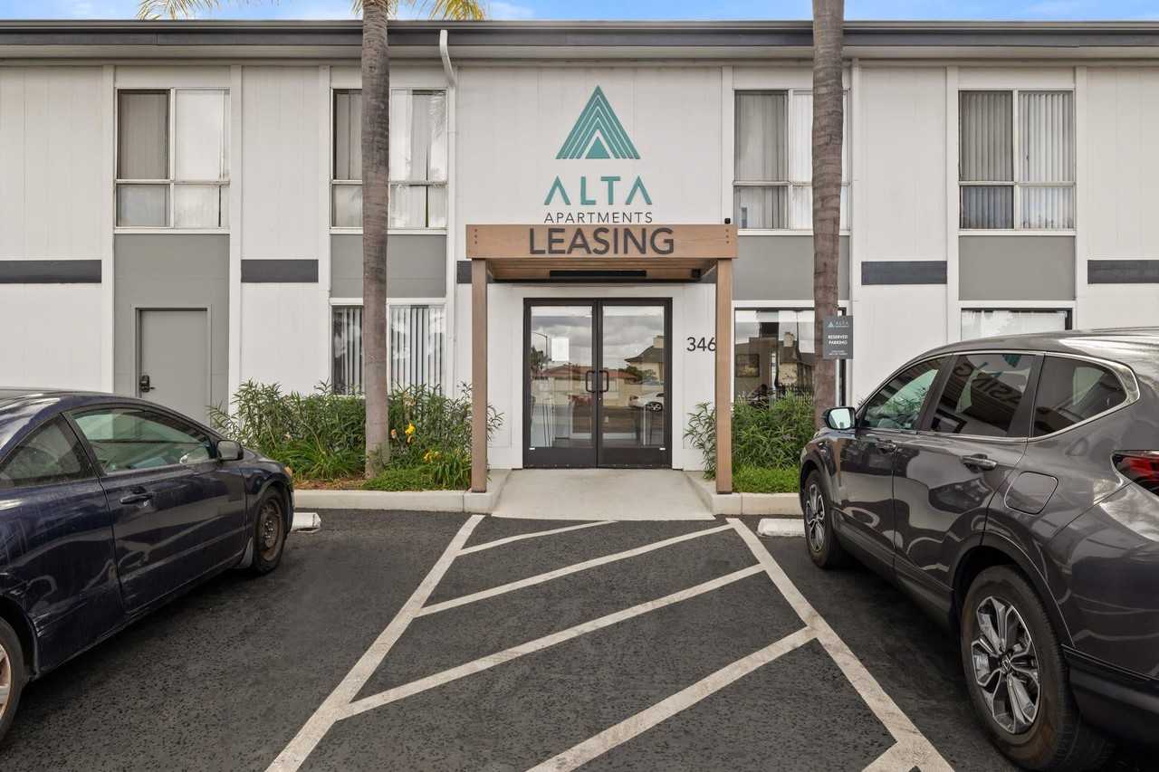 ALTA - Photo 6 of 18