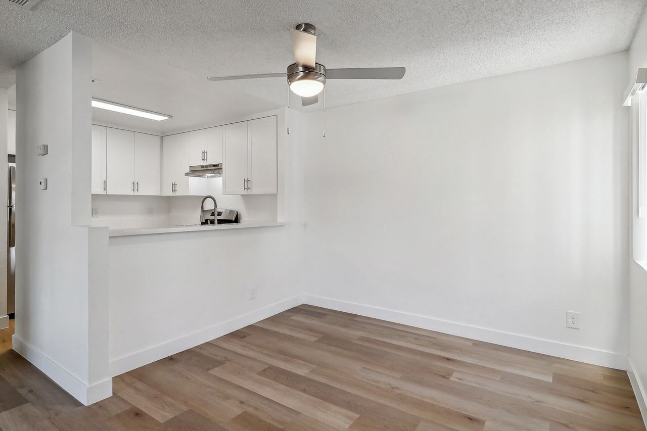 Calavo - Photo 4 of 29