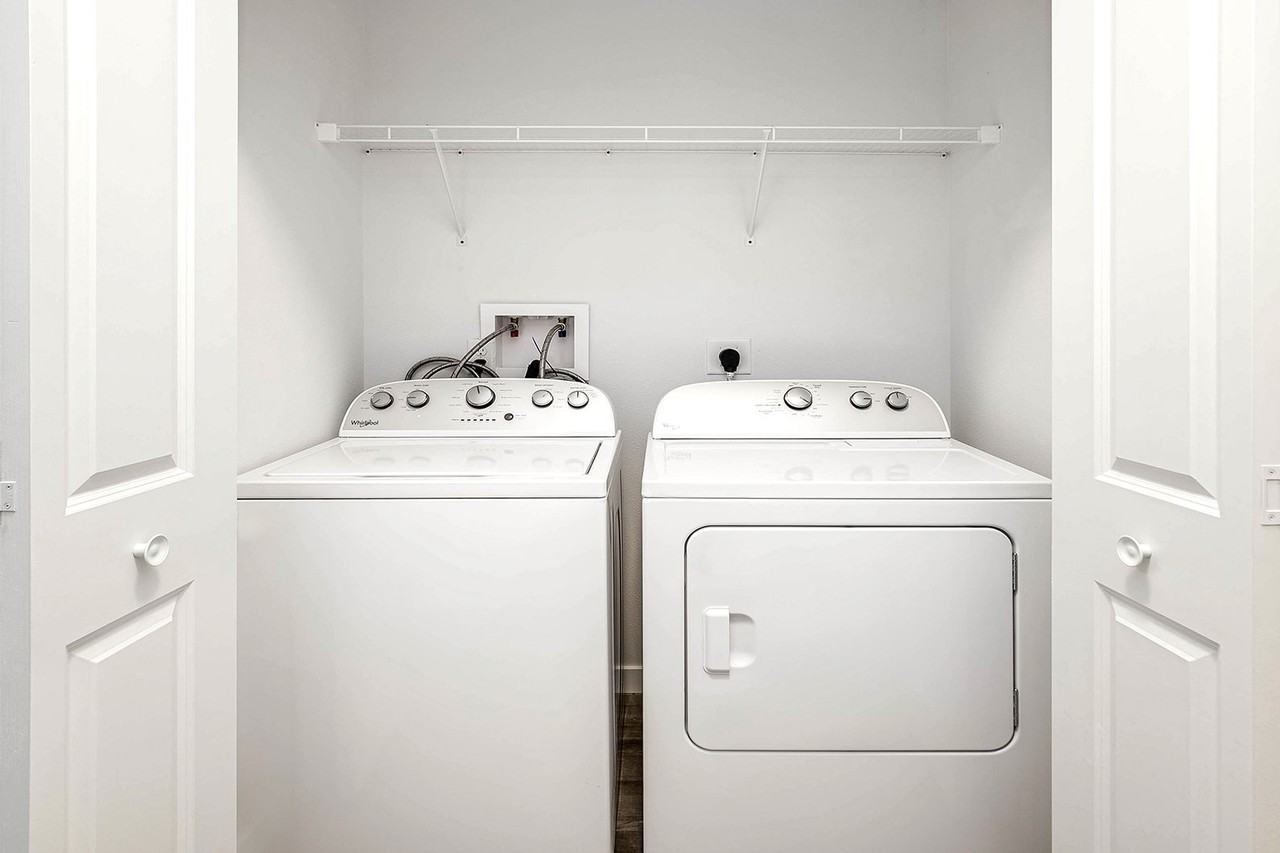 Logan Creek - Photo 7 of 21