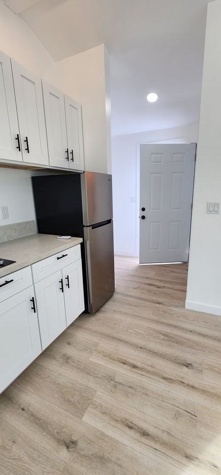 2409 L St #1 - Photo 5 of 9