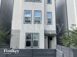 featured image of 18427 Idyllic Aly