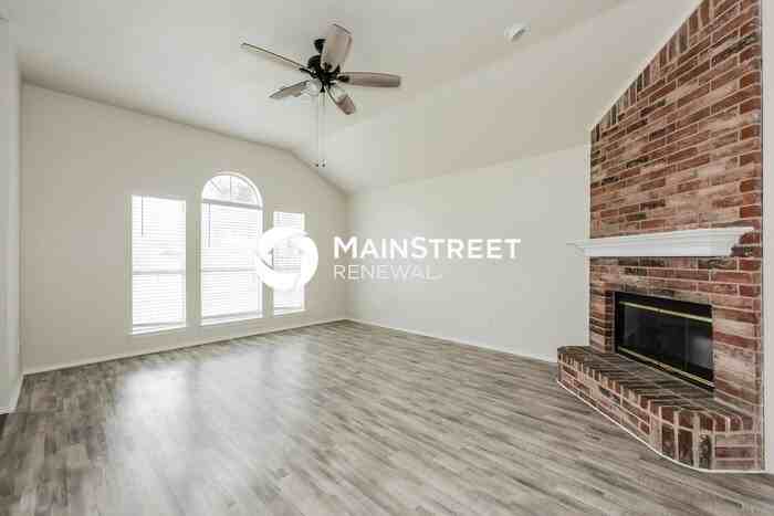 204 Meadowbrooke Dr - Photo 5 of 18