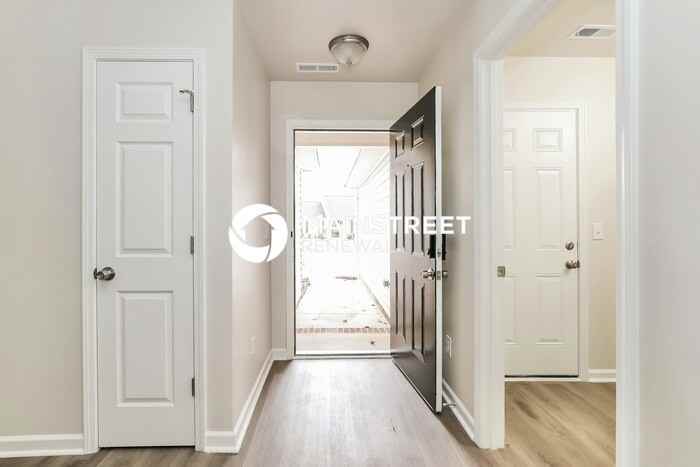 4123 Bluestem Dr - Photo 4 of 18