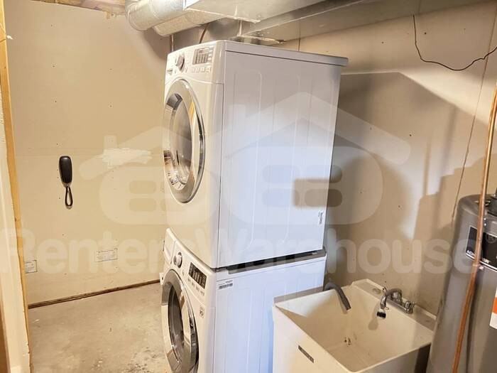 2429 Harriet Avenue South - Photo 6 of 26