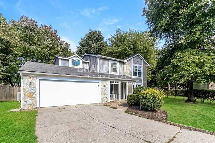 1579 Purcell Circle - Photo 2 of 20