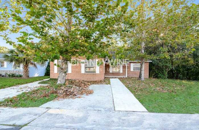 215 Shore Road - Photo 2 of 27